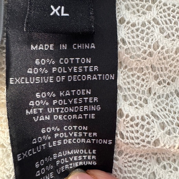 Harley-Davidson Cream Long Sleeve with Red and Blue Graphic size x-large - Picture 9 of 11